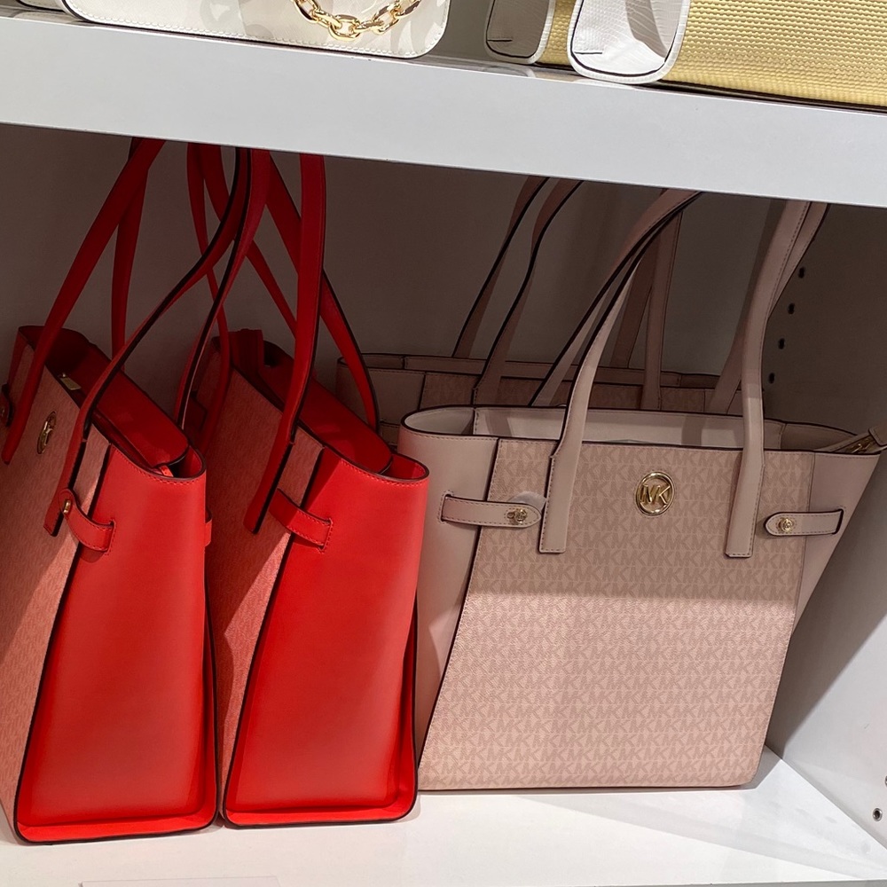“SOLD” NWT Michael Kors Carmen Tote - Picture 9 of 9